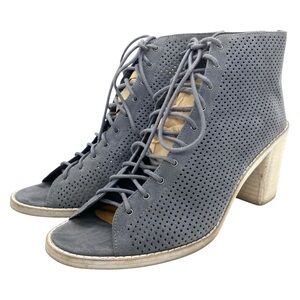 Dolce Vita More Gray Perforated Suede Leather Heeled Sandals Peep Toe Lace Up